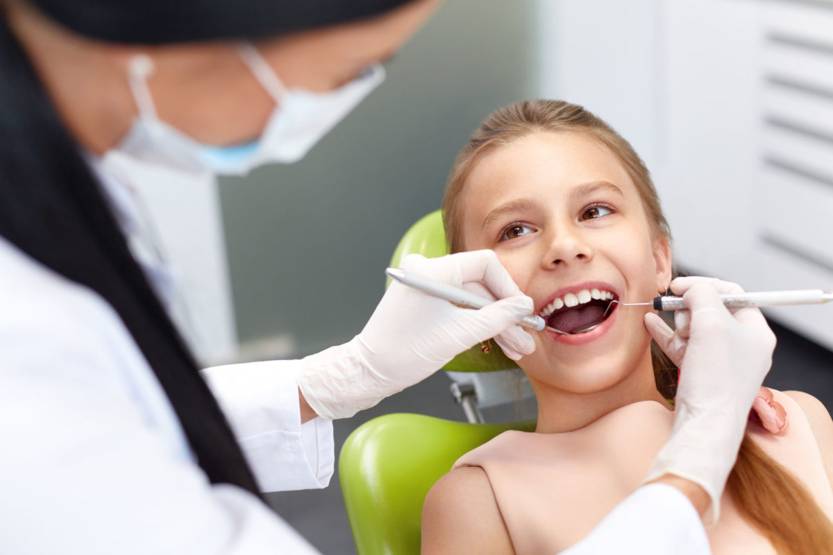 ¿Cómo afecta el verano a la salud bucodental?